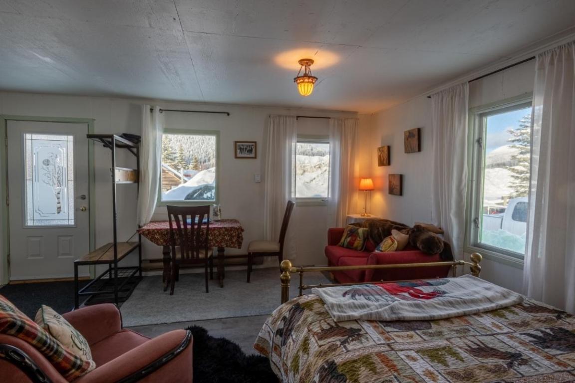 Meadow Suites In Wells Barkerville Екстер'єр фото
